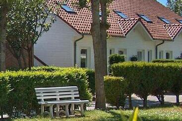 هتل Chez Mireille Reingam Park