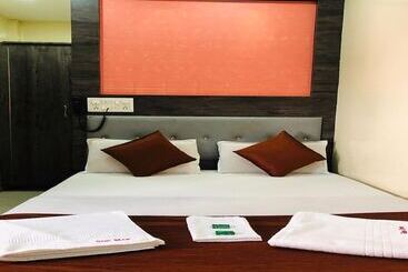 호텔 Sun Star Residency