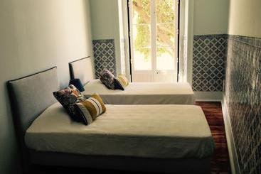 Back To Lisbon Hostel