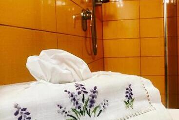 민박 La Scala Fiorita