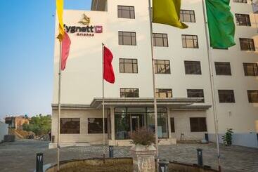 هتل Cygnett Inn Krishna