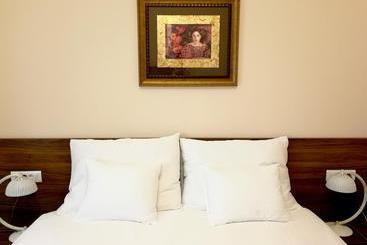 בית מלון כפרי Maroon