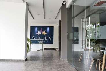 فندق Solev