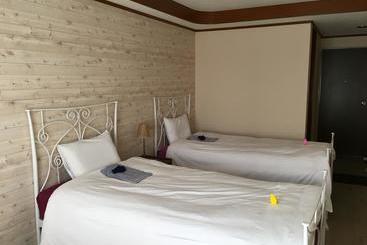 فندق صغير Royal Inn Nara