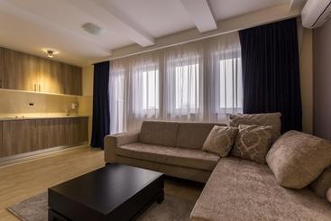 Airport Hotel Garni