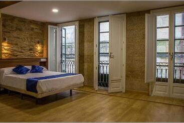 בית מלון כפרי Oxford Suites Santiago De Compostela