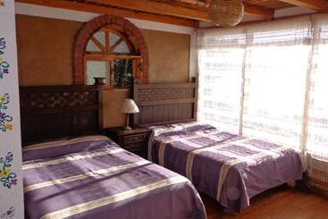 فندق Zirahuén Cuin Habitaciones Rústicas