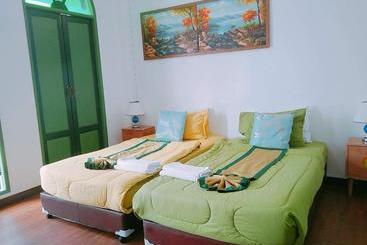 هاستل Siri Krabi