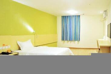 בית מלון כפרי 7days Inn Conghua Jiekou Zhenbei Road