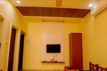 هتل Bhakti, Rajkot