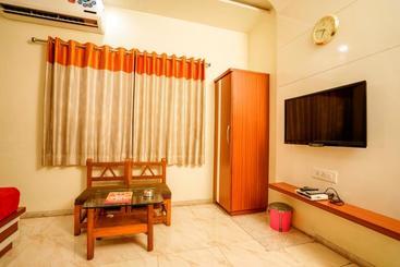 هتل Bhakti, Rajkot