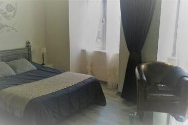 فندق Hôtel Le Saint Yves