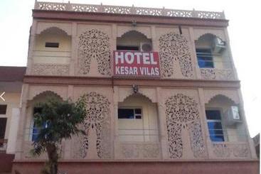 בית מלון כפרי Kesar Vilas