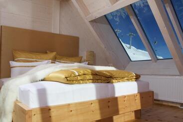 هتل Schneekarhütte