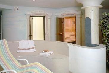 هتل Villa Waldheim