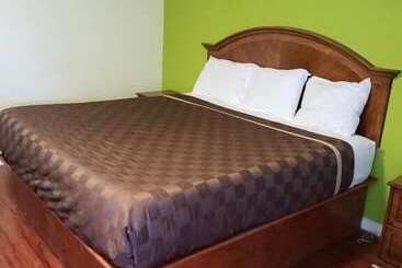 汽车旅馆 La Hacienda