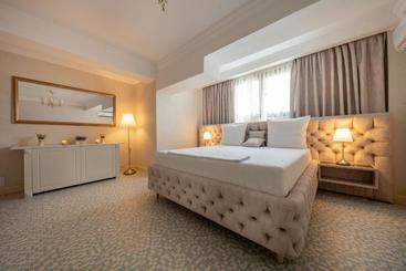 هتل Boutique Casa Fiori