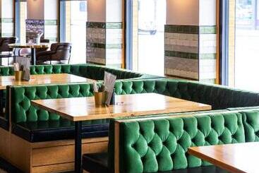 هتل Southern Cross