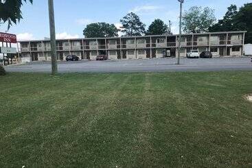 مُتل Redwood Inn