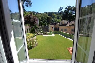 تختخواب و صبحانه Palácio De Sintra Boutique House