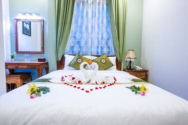 בית מלון כפרי Ny Ka Smy