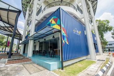 Im4u Hostel, Dek@t Puchong