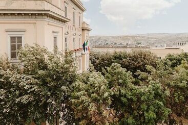 住宿加早餐  La Residenza Del Monaco Bianco
