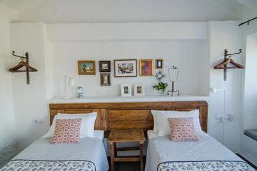 تختخواب و صبحانه Rancho Del Inglés