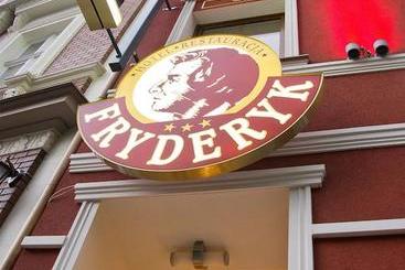 هتل Fryderyk
