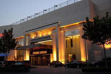 فندق Jinan Xuefu