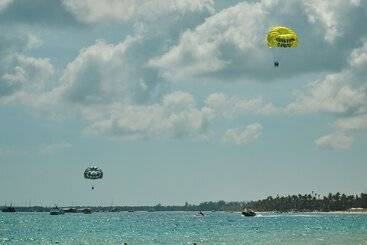 ホテル Los Corales Beach Village