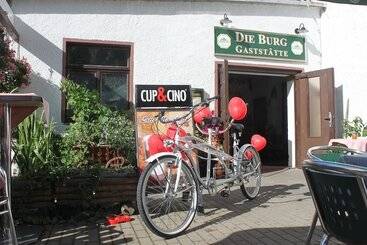 ホテル Pension Und Restaurant Die Burg