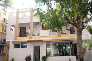 Отель The Stay Inn