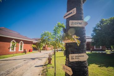 هتل Dormitory @ Westay Bagan Lotus