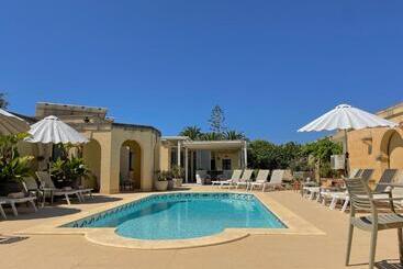 Il Gardjola Bed And Breakfast