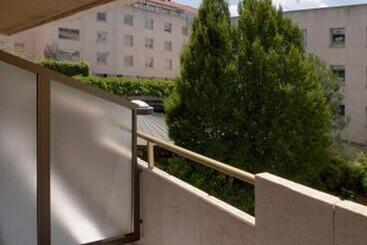 Résidencia Universitària Pare Claret   Hostel