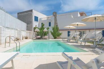 住宿加早餐  Li Pappi Antico Casale