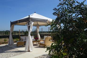 Masseria Centro Colonico B&b