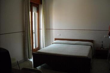 בית מלון כפרי Caimo Bed Breakfast
