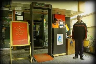 בית מלון כפרי Simna International