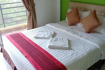 فندق على الطريق Greenfield Residence