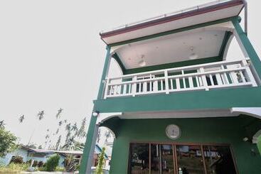 Wayla Hostel Adults Only