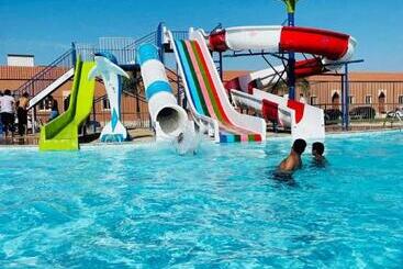 & Resort Golden Marina Yanbu