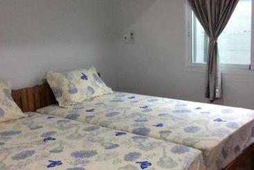 فندق على الطريق Sorn Waree Home Place