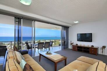 Silver Sea On Sixth Resort