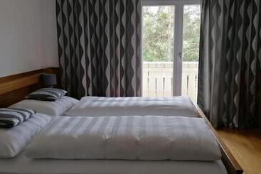 Bed and Breakfast Garni Hauenstein