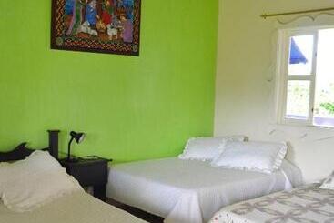 هتل Finca Azulinas