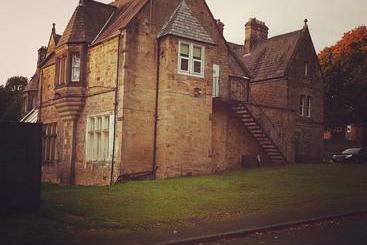 هتل Grainger House