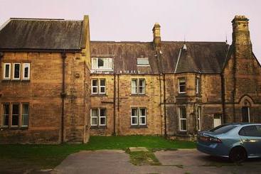هتل Grainger House