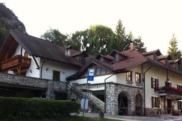 בית מלון כפרי Belfort